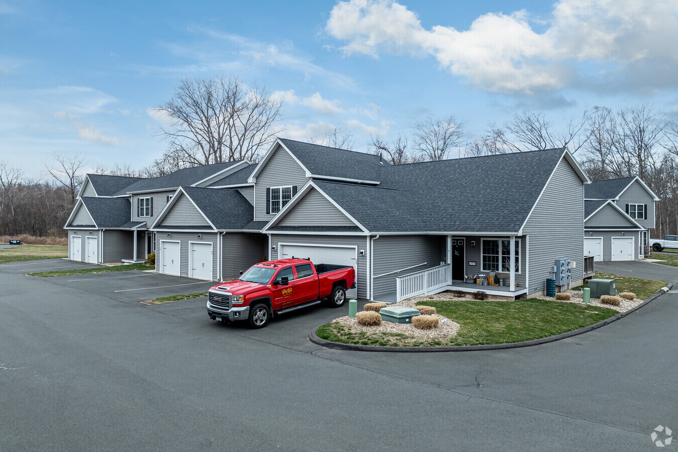 Photo - Winding River Apartments