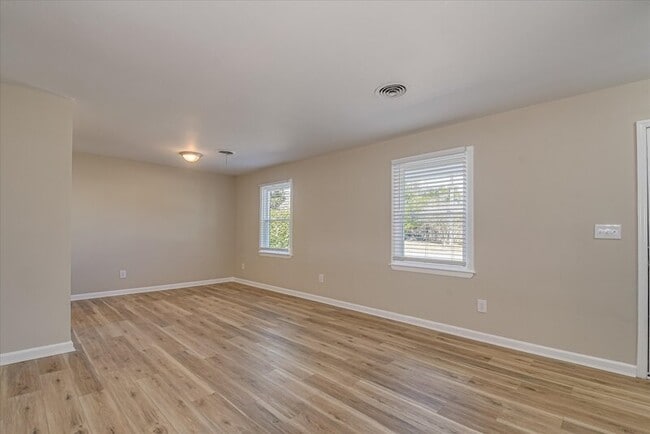 Photo - 2620 Lumpkin Rd