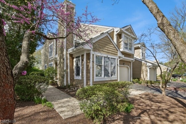 Photo - 14 Exeter Rd