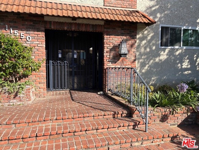 Building Photo - 11550 Nebraska Ave Unit 107