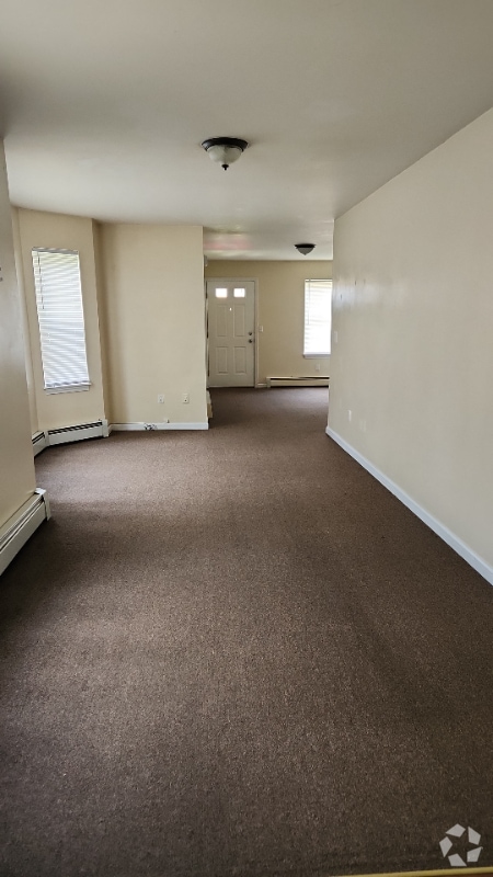 Building Photo - 157 Magnolia St Rental