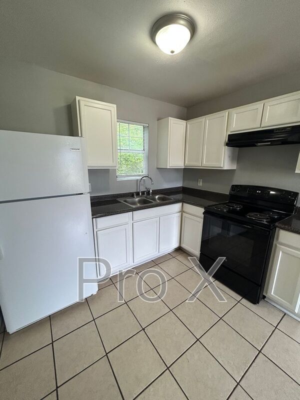 Photo - 1414 S Powell St Unit #101