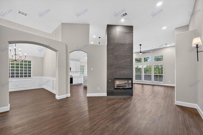 Photo - 739 Kilbridge Ln
