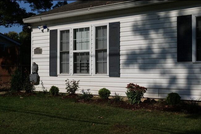 Photo - 617 Drum Ave