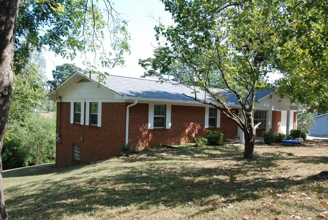 Building Photo - ***Coming soon!!***