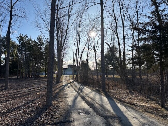 Photo - STUNNING HOME ON 5 ACRES AVAILABLE FOR LEASE!