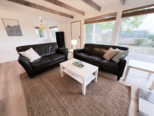 Photo - 21204 3rd Ave S