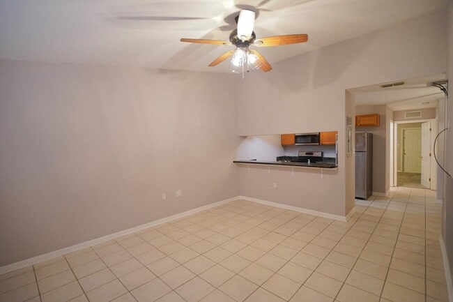 Photo - 2740 W Tharpe St Unit 203