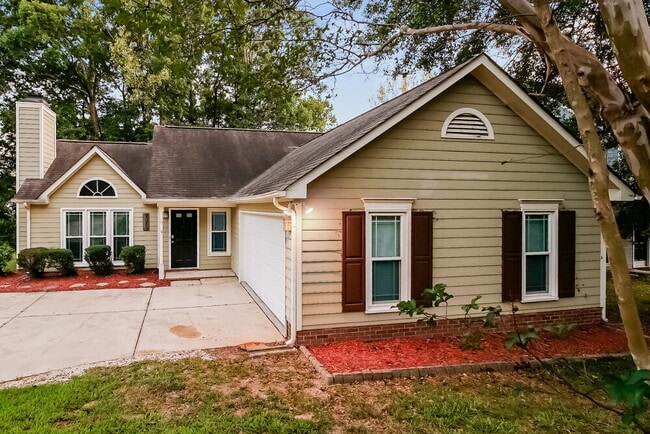 Photo - 7912 Trotter Rd