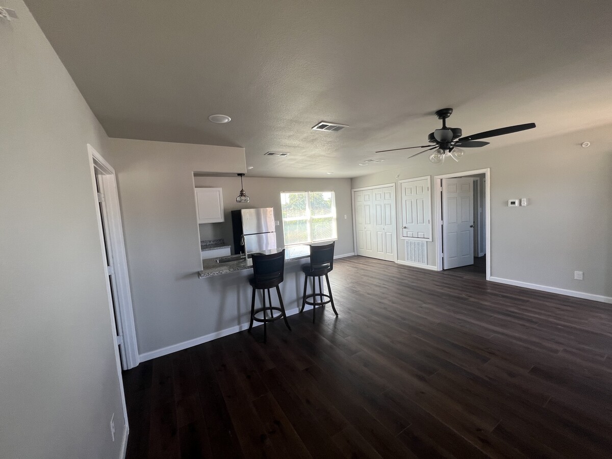 Tuscan Ridge Apartments - Stephenville, TX | ForRent.com