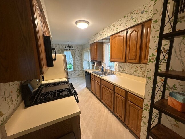 Photo - Beautiful Spacious High End 3-bedroom Condo