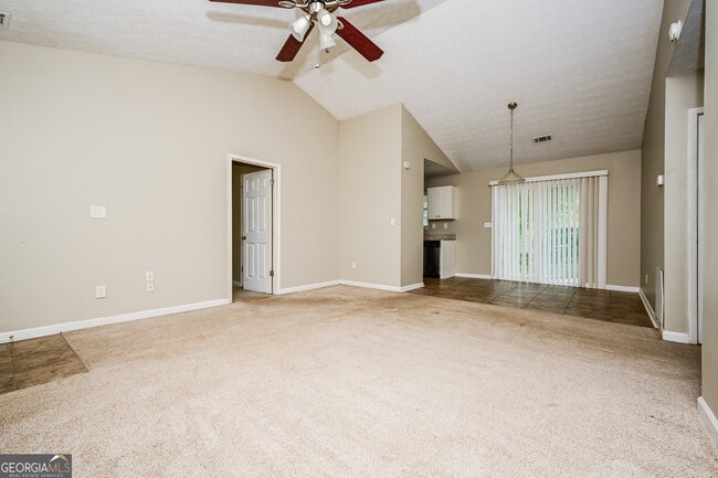 Photo - 148 Adrian Dr