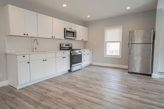 Photo - 12 Union Ave Unidad B