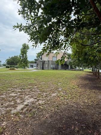 375 W Bay Ave