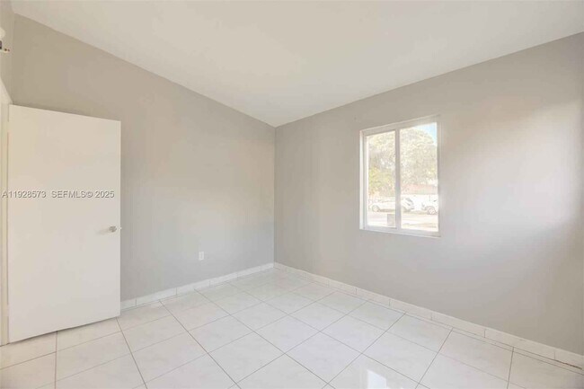 Photo - 3510 SW 39th St