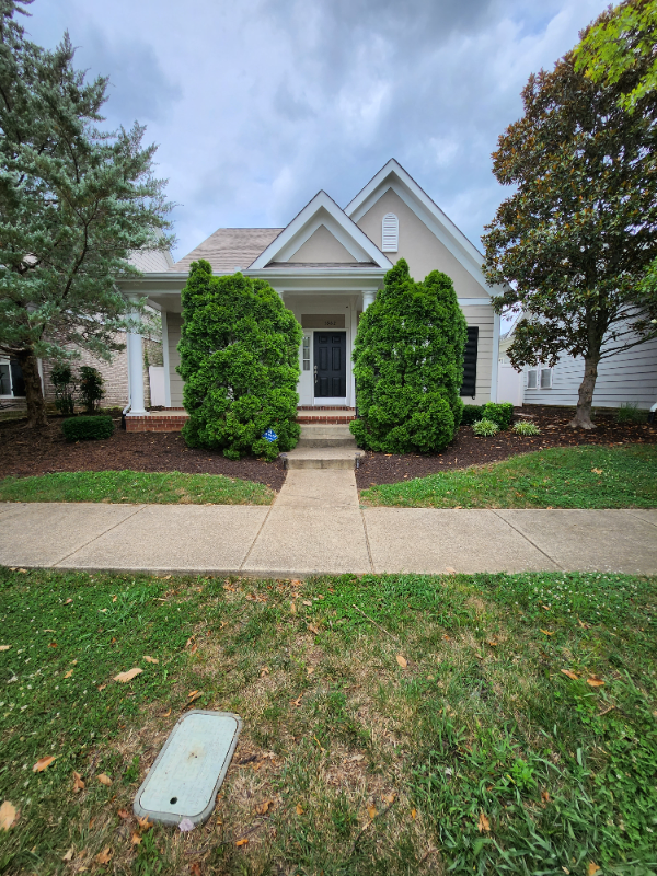 Photo - 5962 Armadale Dr House