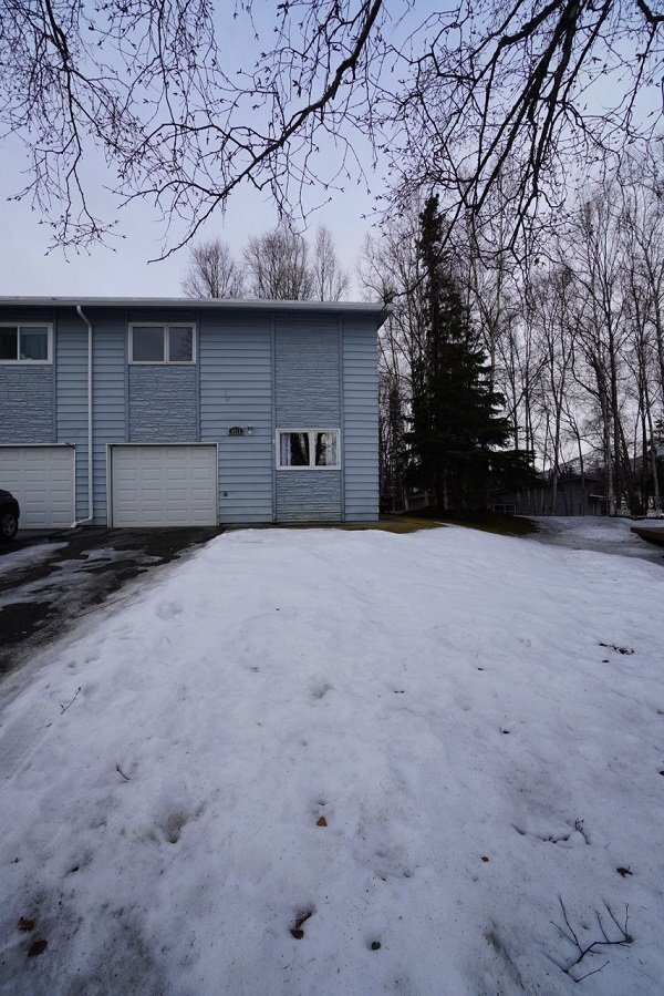 Building Photo - 3 Bedroom East Anchorage Condo!