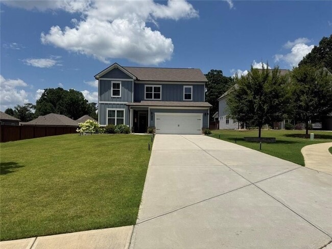Photo - 580 Briard Dr