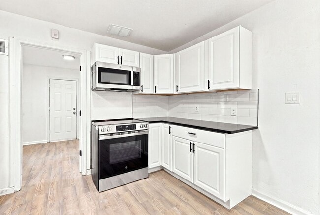 Photo - 7606 E 111th Terrace
