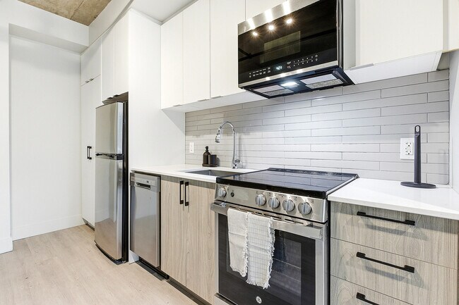 Photo - Hillside Apartments