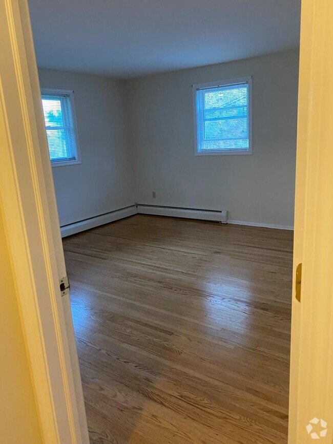 Townhomes for Rent under 2,500 in Spencerport NY 1 Townhomes