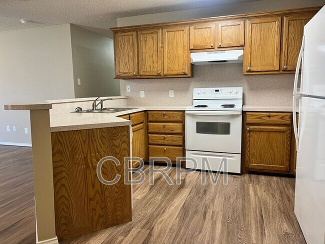 Photo - 3212 109th St