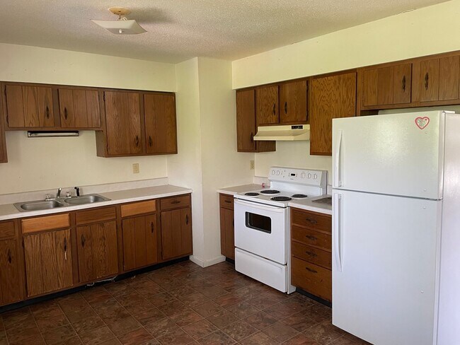 Photo - 3 bed 1 bath house