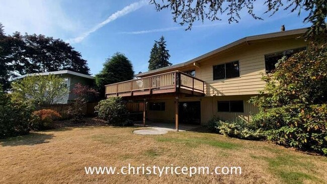 Photo - 820 172nd Ave NE