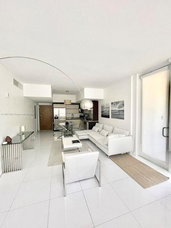 Photo - 2155 Washington Ct