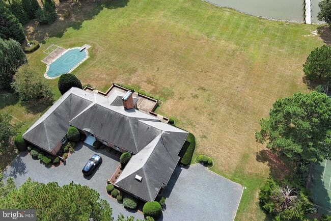 Photo - 9338 Bantry Rd