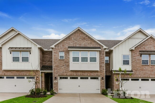 Building Photo - 3040 Songbird Ln