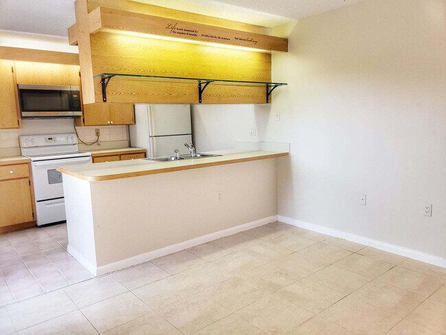 Photo - 547 Green Springs Pl