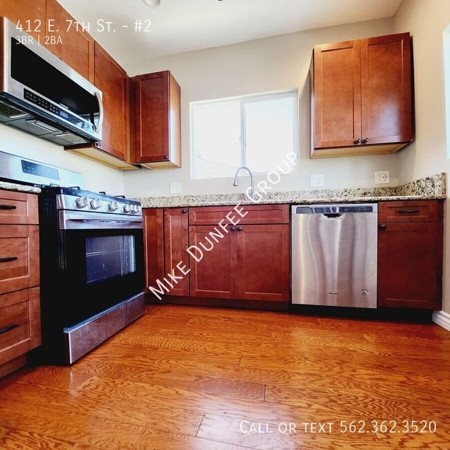 Photo - 412 E 7th St Unit #2