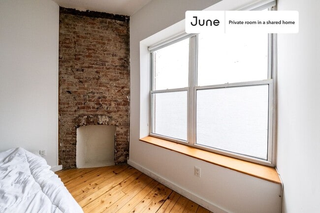 Photo - Room in Shared 6 bed/2 bath home Unit E