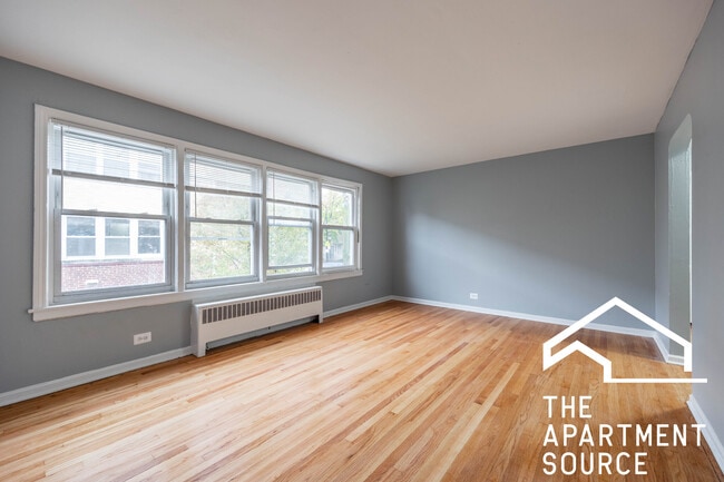 Photo - 6719 N California Ave Unit 1W