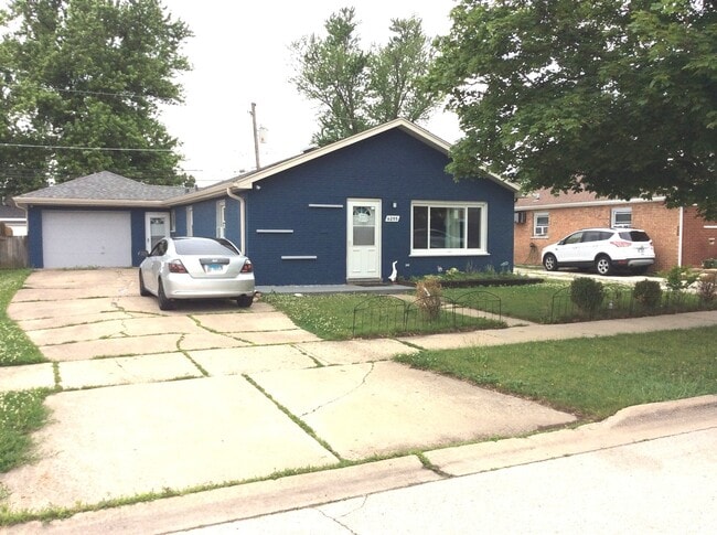 Photo - 6255 Birmingham St House