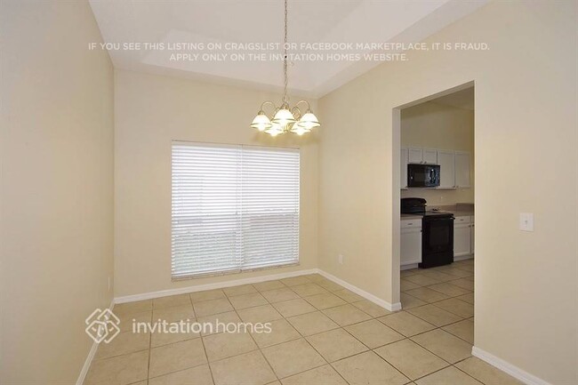 Photo - 422 Downing Cir