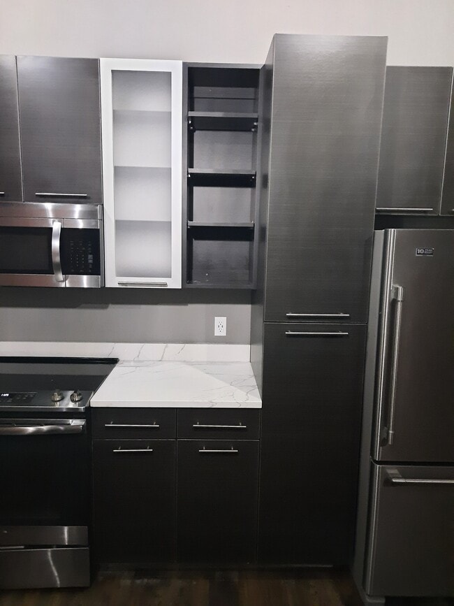 Photo - 901 9th St Unit LOFT B