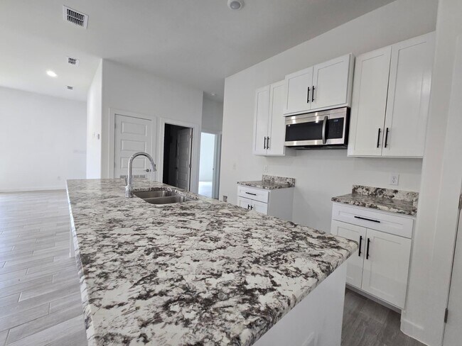Photo - 1612 Cordova Dr