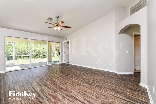 Photo - 3501 63rd St W