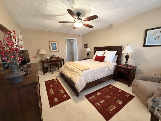 Building Photo - 9252 SW 136th Street Cir Unit 1