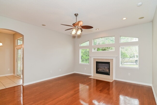 Photo - 1798 Chatham Village Dr