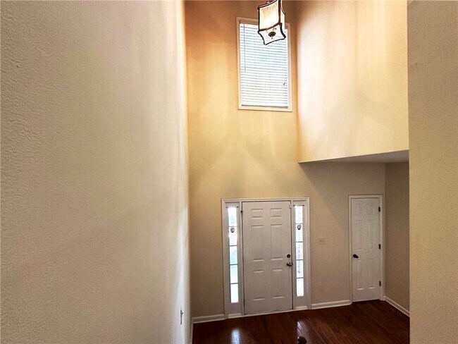 Photo - 2282 Spin Drift Way