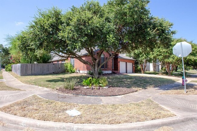 Photo - 1201 Springbrook Rd