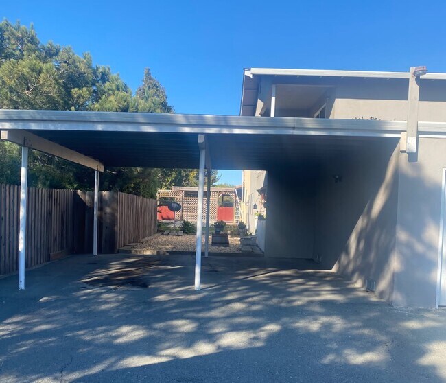 Carport - 111 Yorkshire Ct Unit Yorkshire C