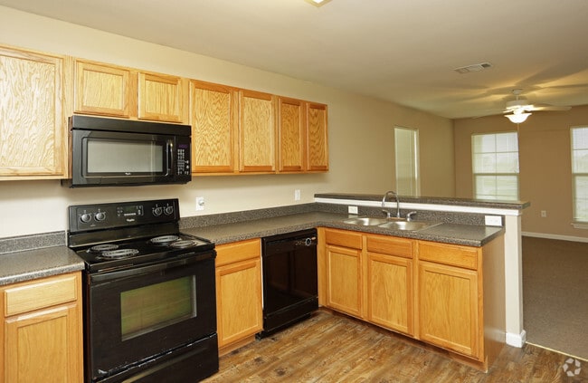 Photo - Sugar Hill Crossing