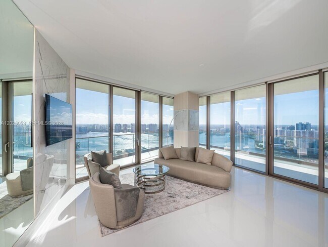 Photo - 18975 Collins Ave Unit 3105