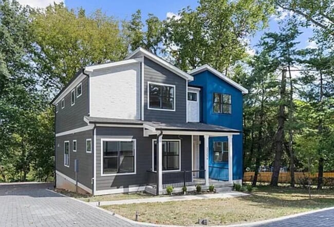 Photo - 2323 Carter Ave