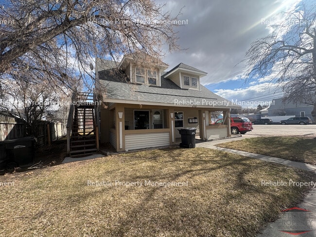 Photo - 626 N Water Ave Unidad 2