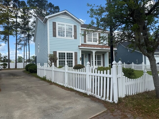 Photo - 131 Gallery Way